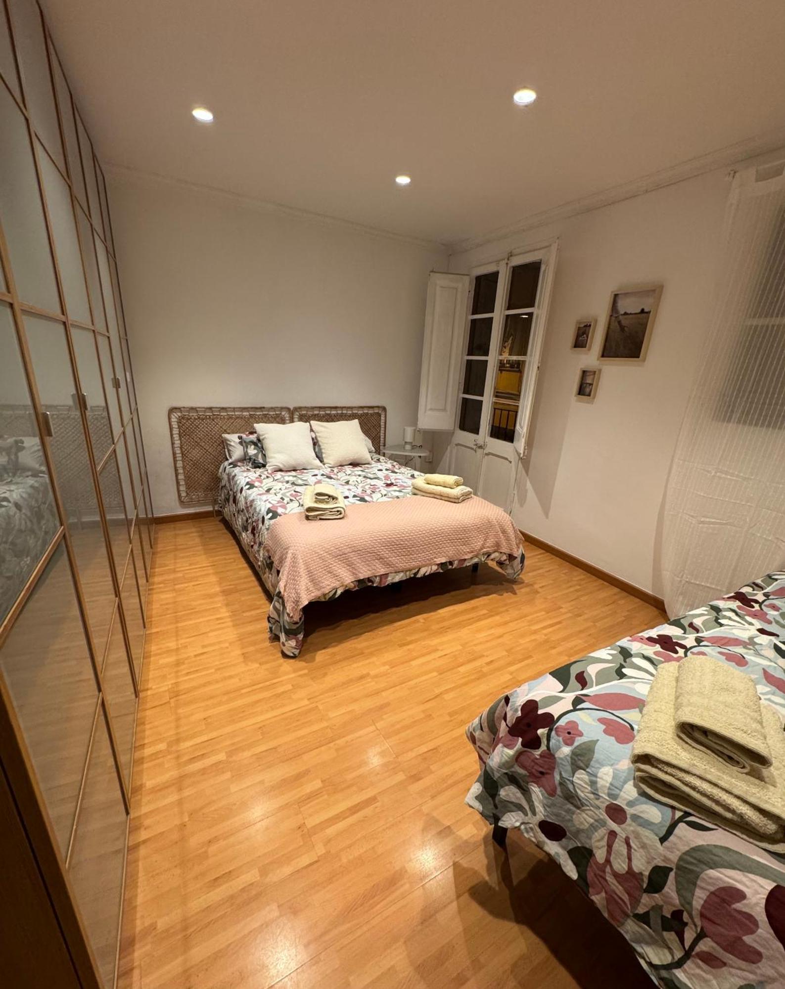 Acogedor Piso En Barcelona Apartment Exterior foto